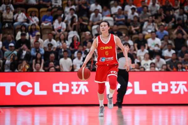 箭如雨下！中國女籃全場三分球32中17 命中率超五成