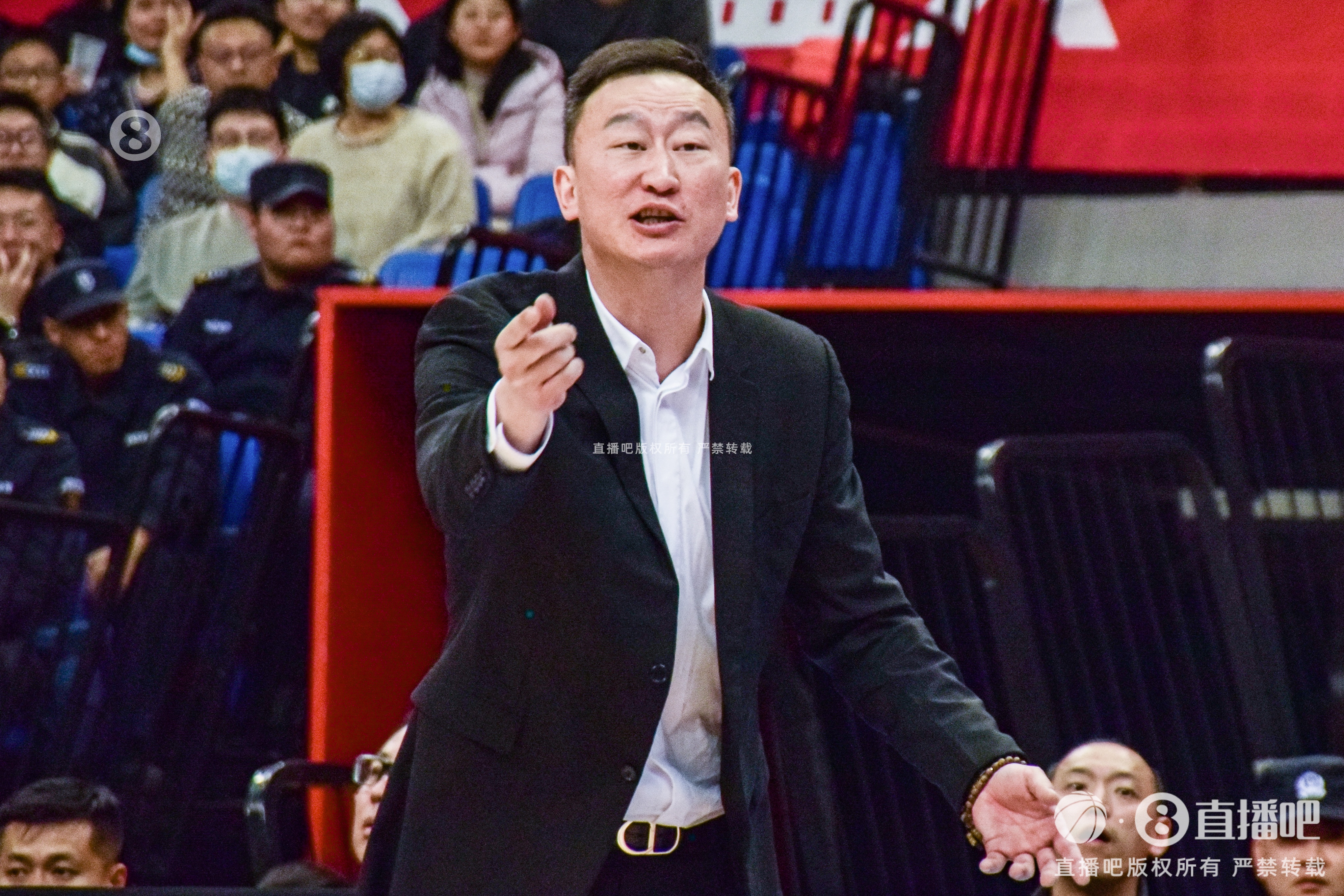楊瀚森“接班人”定了！青島男籃鎖定未來雙子星：李俊賢、叢睿言
