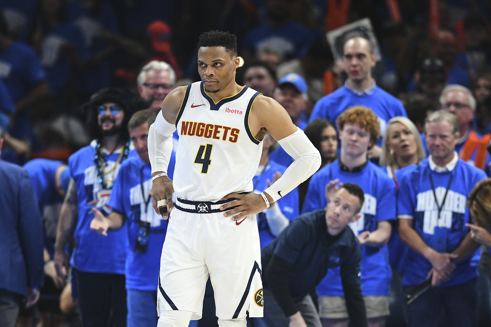 阿里納斯：威少在雷霆曾像上帝一樣 若不能體面告別NBA未免太唏噓