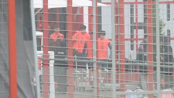 高潛新人！圖片報(bào)：金玟哉受傷，拜仁15歲小將帕維奇隨一線隊(duì)訓(xùn)練